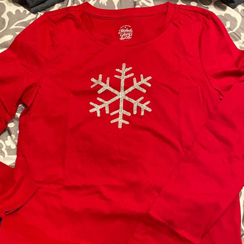 Faded Glory Red Long Sleeve with Snowflake